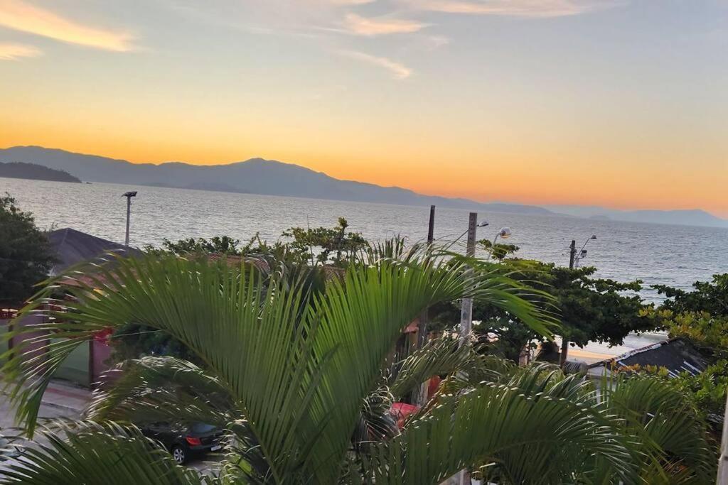 Apartment Pe Na Areia E Com Vista Linda